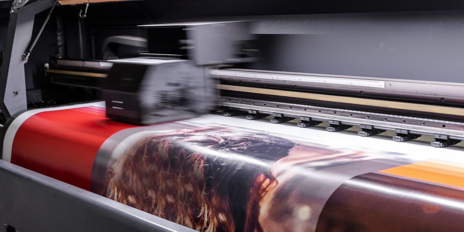 4 Benefits of Wide Format Printing - Tree Towns Digital Decor