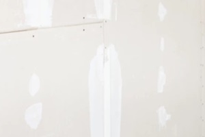drywall installation, filling the joints of plaster boards