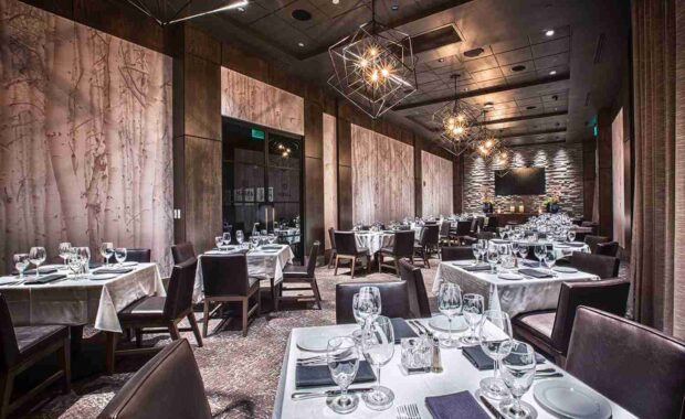 denver-restaurant-wall-covering-project